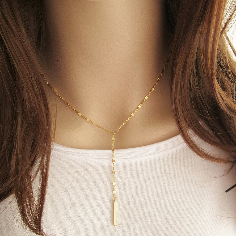 Minimalist necklace for women