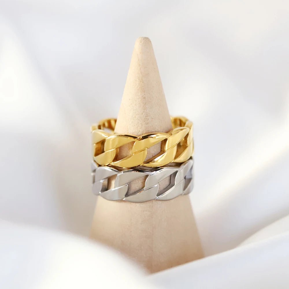 Gold / Silver stainless steel geometric band, 2mm width, minimalist design