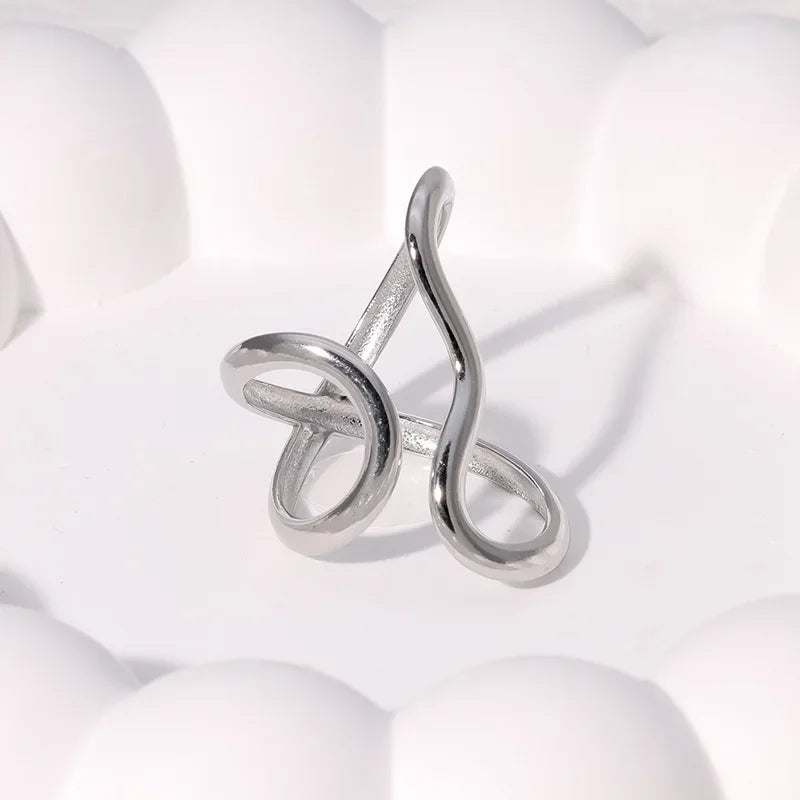 Silver Style A geometric cocktail ring, bold statement design